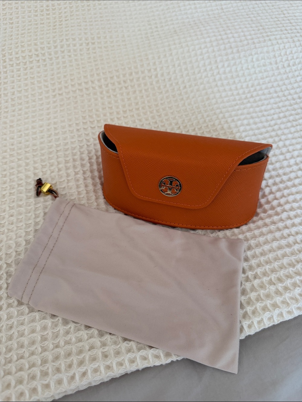 Sunglasses Case + glasses pouch